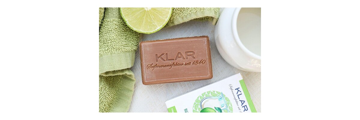 Frisch aus der KLAR-Manufaktur zu Ihnen ins Bad – feste Shampoos und Seifen - Feste Shampoos und Seifen | beautykaufhaus.de