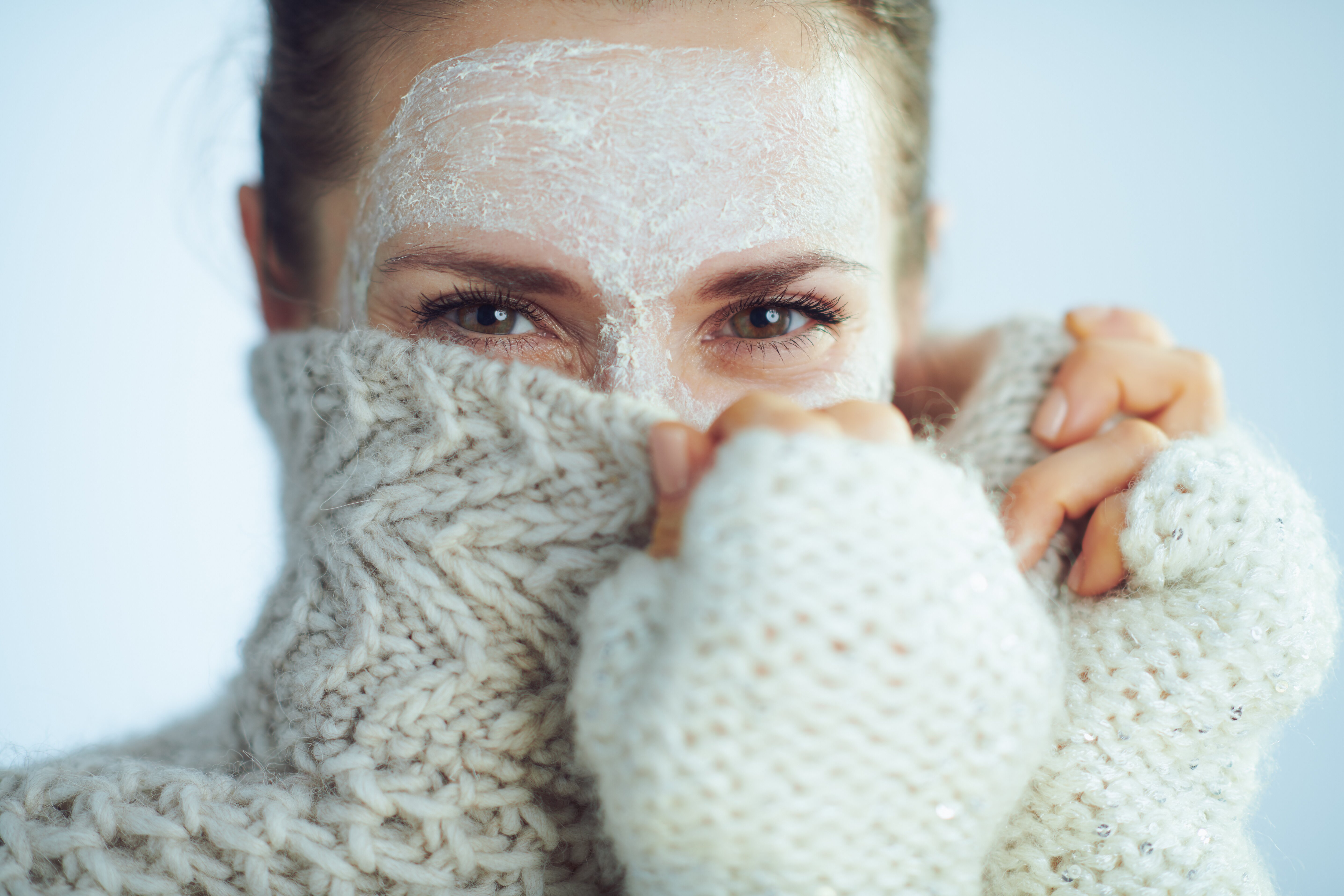 Hautpflege Gesichtsmaske im Winter