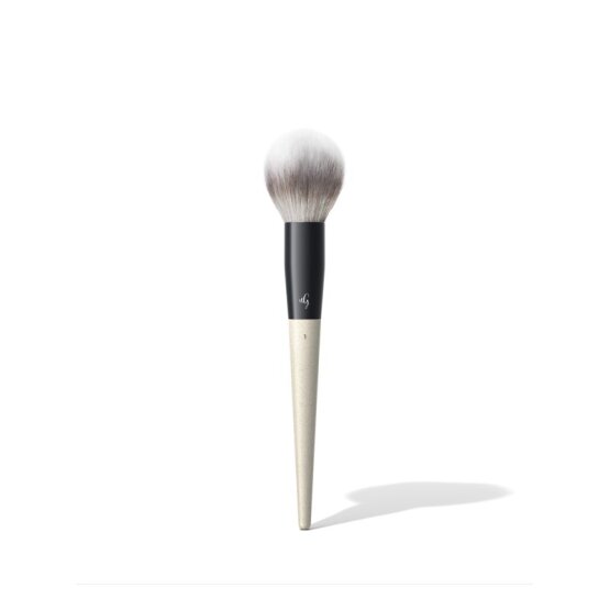 UND GRETEL Powder Brush 01