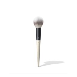 UND GRETEL Powder Brush 01