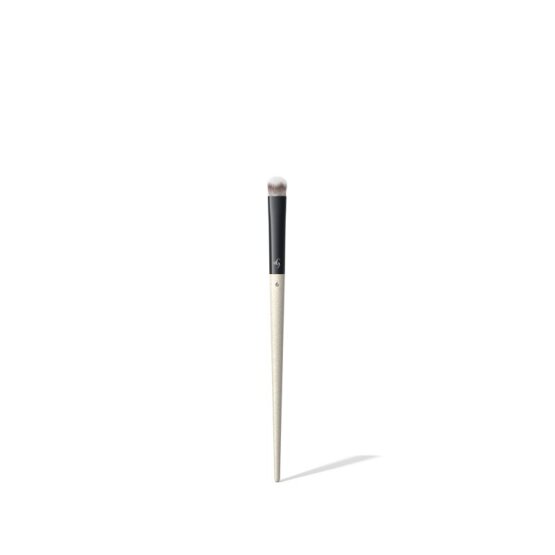 UND GRETEL Eye Contouring Brush 06