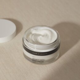 TEAM DR JOSEPH Velvety Rich Body Cream
