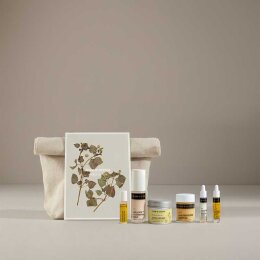 TEAM DR JOSEPH 40 YEARS OF SKIN HEALTH