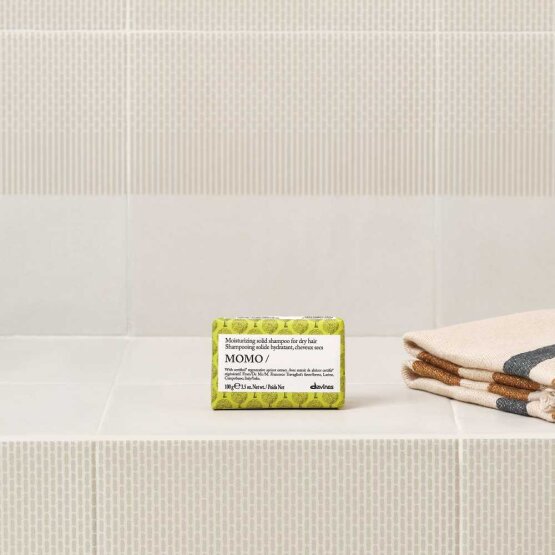 davines MOMO shampoo bar